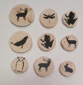 rustic-home-decor-wooden-slice-magnets